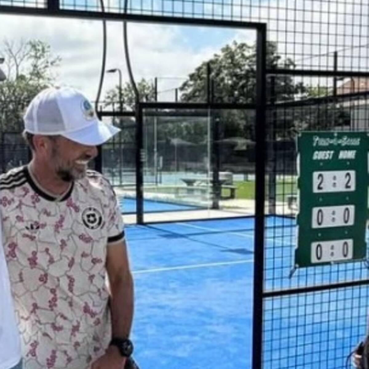 Leyenda del fútbol mundial celebra su cumpleaños vistiendo la camiseta de Chile