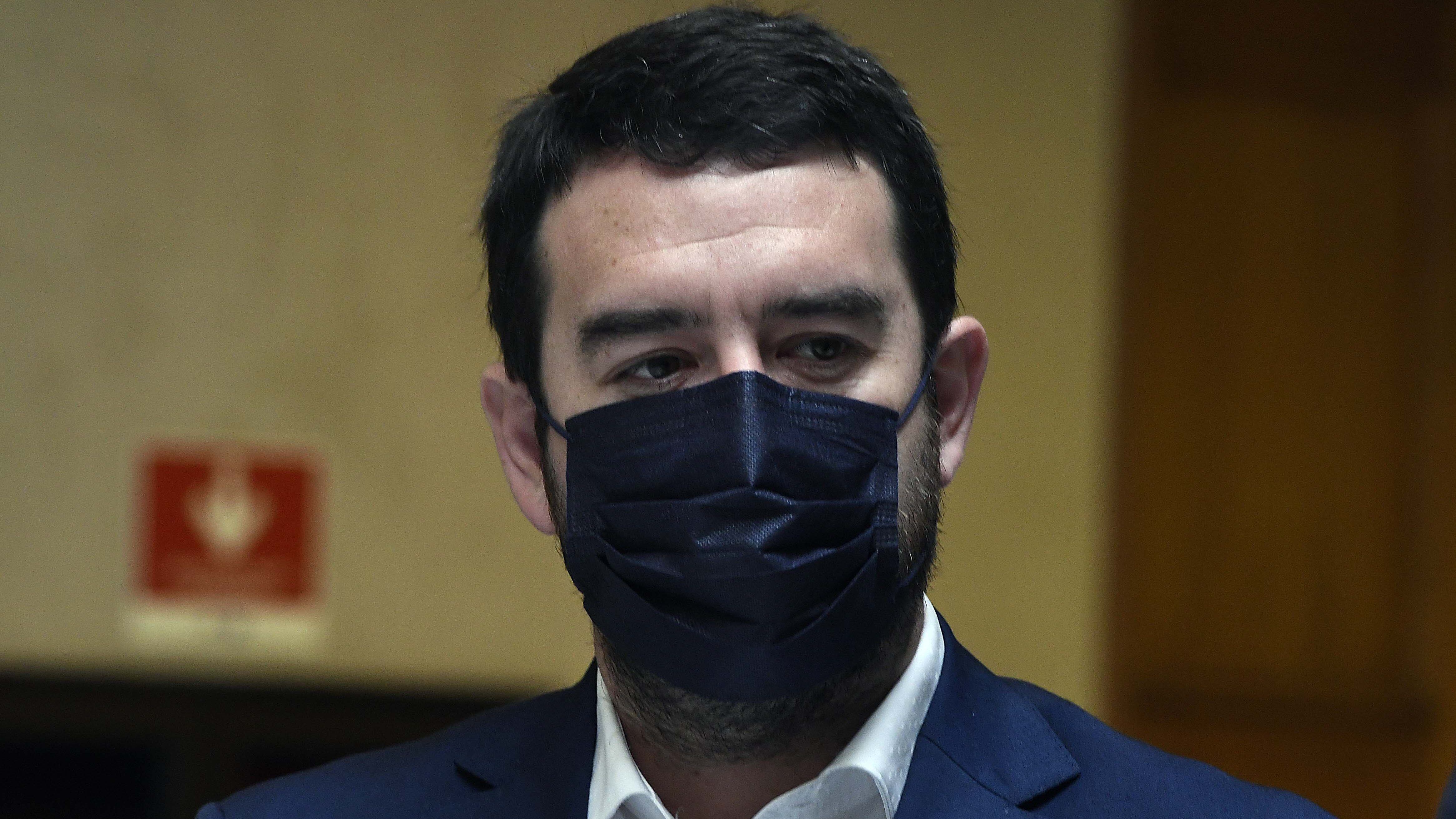 09 DE NOVIEMBRE DE 2021/VALPARAISOGobernador Luciano Rivas (foto)entrega propuesta de la araucana al presidente de la cámara Diego Paulsen
FOTO: PABLO OVALLE ISASMENDI/AGENCIAUNO