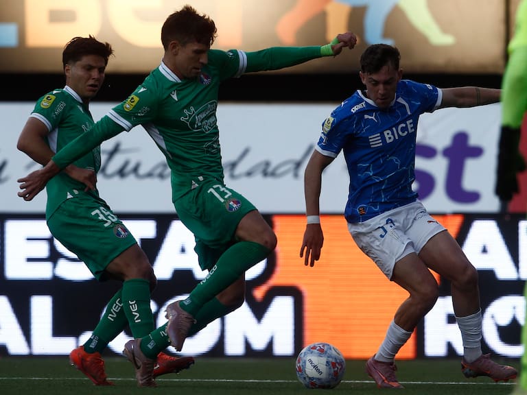 “No puede ser que siempre con los equipos grandes uno los toca y les cobran falta muy fácil”