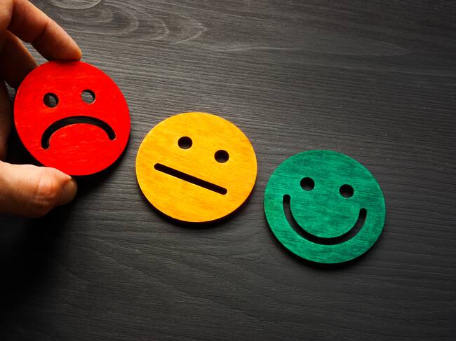 Negative feedback and rate with bad smile face.