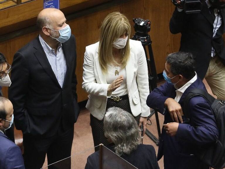 Cadem: 71% considera que es poco probable que el Congreso llegue a un acuerdo constitucional antes de fin de año