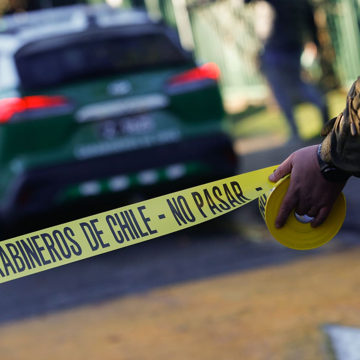 Femicidio frustrado en Quinta Normal: mujer fue agredida con un arma blanca por su expareja en plena calle