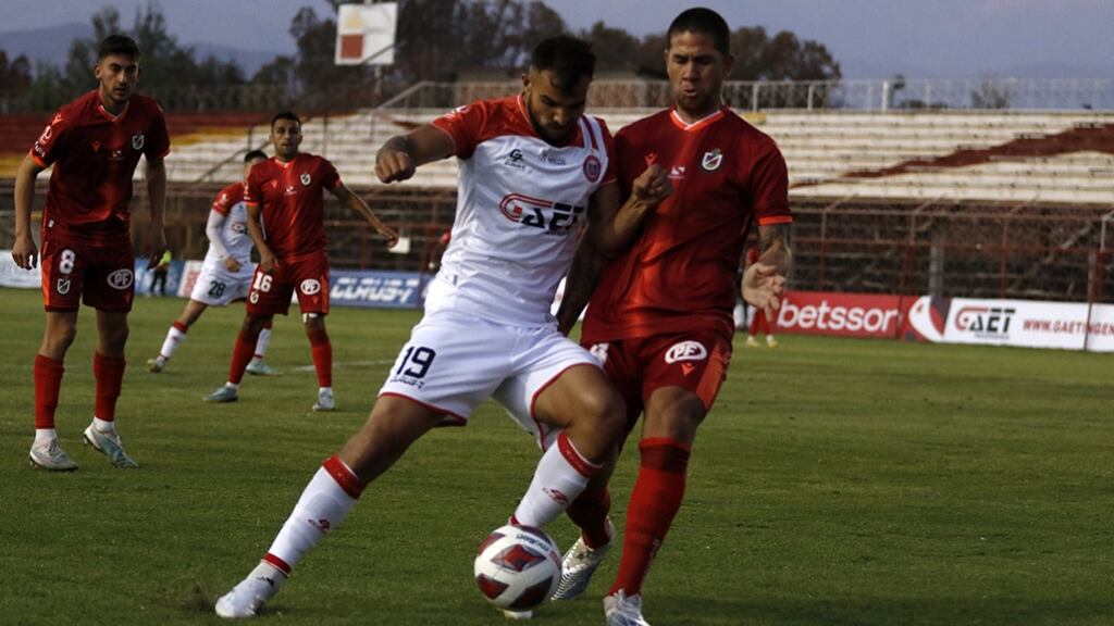 Programación fútbol chileno: ¿Qué partidos se juegan hoy, 5 de septiembre, y quién transmite?