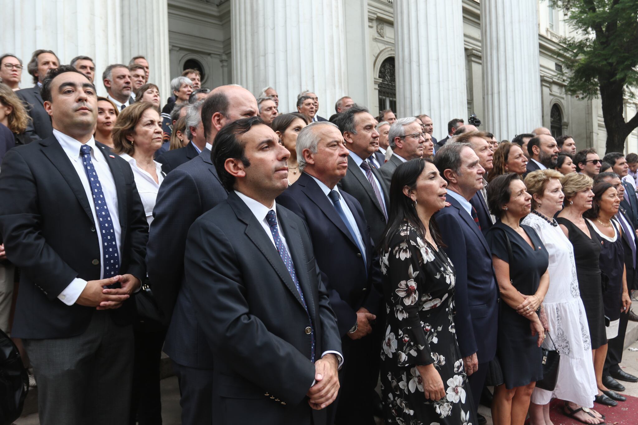 08 de FEBRERO de 2024 / SANTIAGO
Familiares, amigos, cercanos y colaboradores del expresidente Sebastián Piñera llegan hasta el Ex Congreso Nacional para realizar una despedida privada.
FOTO: JESÚS MARTÍNEZ / AGENCIAUNO