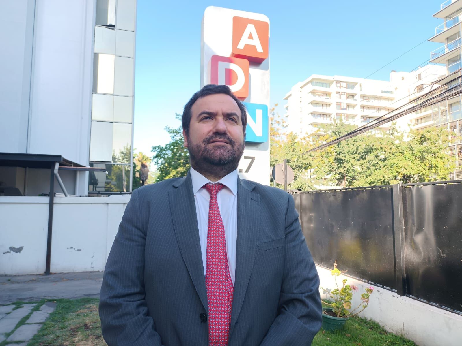 Ignacio Castillo Val / Diego Bravo