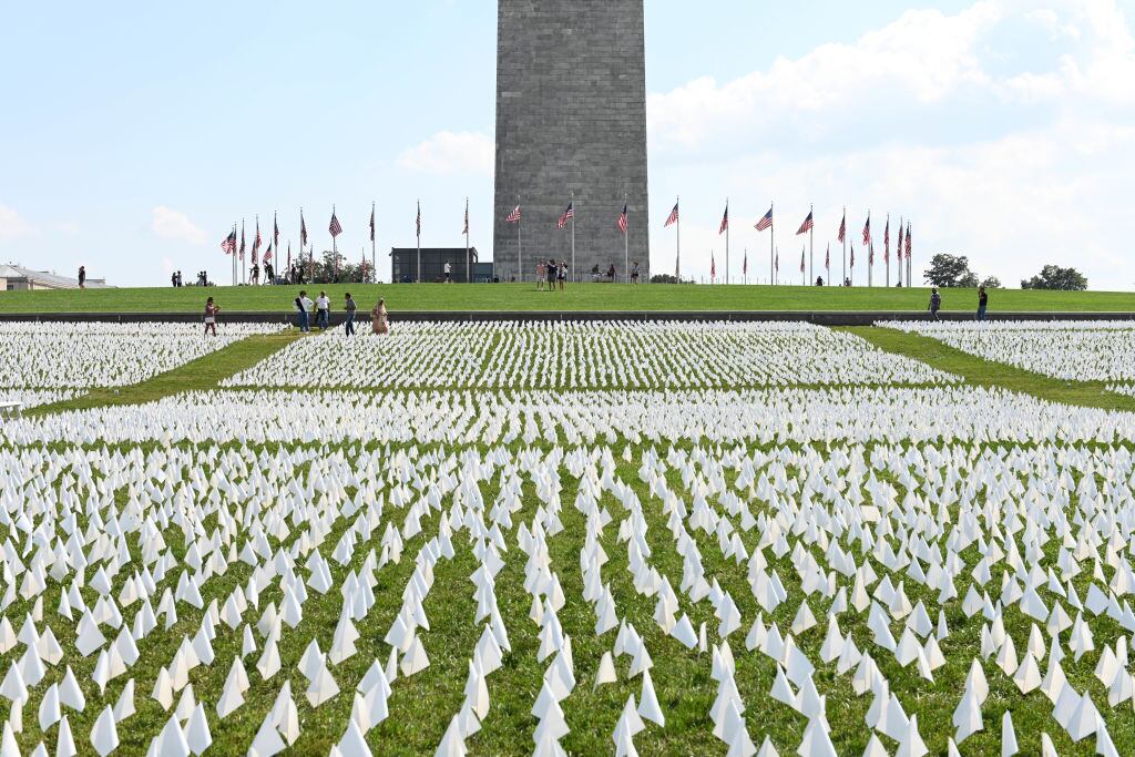 Homenaje en Washington a los cientos de miles de fallecidos por Covid-19