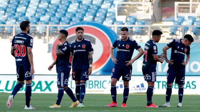 3 de Abril del 2021/RANCAGUAJugadores de Universidad de Chile se lamentan ,durante el partido valido por la Segunda fecha del Campeonato Nacional AFP PlanVital 2021, entre Universidad de Chile vs Huachipato, disputado en el Estadio el Teniente.
FOTO:FRANCISCO LONGA/AGENCIAUNO