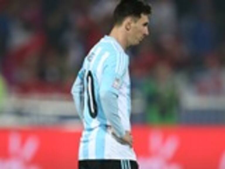 Messi sufre rotura de ligamento y se perderá las primeras fechas de las eliminatorias