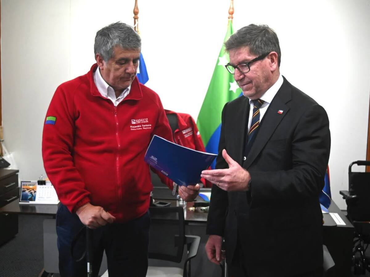 Plan de reactivación regional: Entregan al Ejecutivo cartera de obras para generar más de 26 mil puestos de trabajo