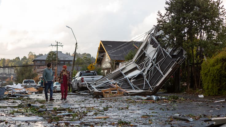 “Nos agarramos a la pata de la mesa”: el desgarrador relato de vecina afectada por el tornado en Puerto Varas