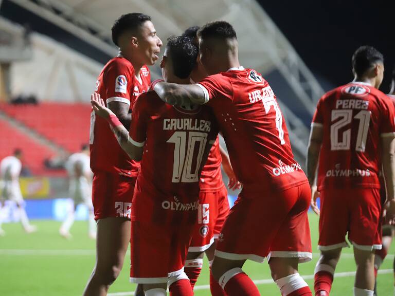 Unión La Calera desafía al SIFUP: ya tienen seis extranjeros en el plantel