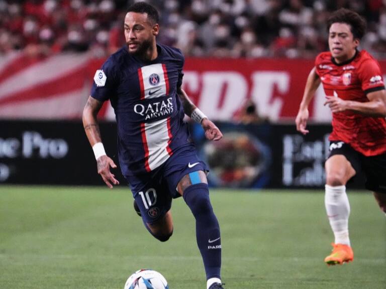 Neymar descarta su salida del PSG: "Quiero quedarme en este club, me quedan varios años de contrato"