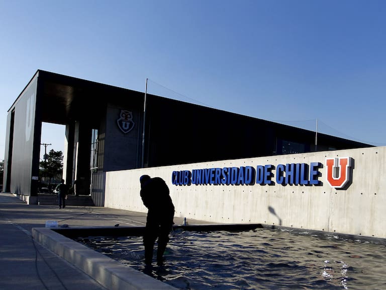 Azul Azul publicó hecho esencial de venta de acciones