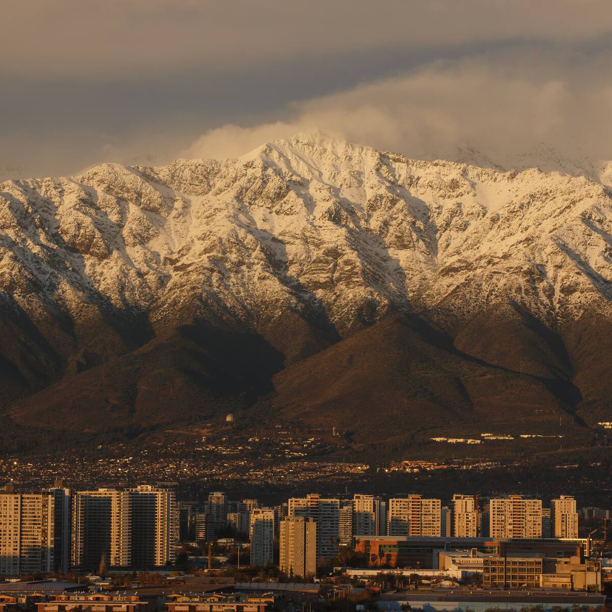 “La cordillera de los Andes está subiendo”: geofísico de la U. de Chile explica particular fenómeno detectado bajo la superficie