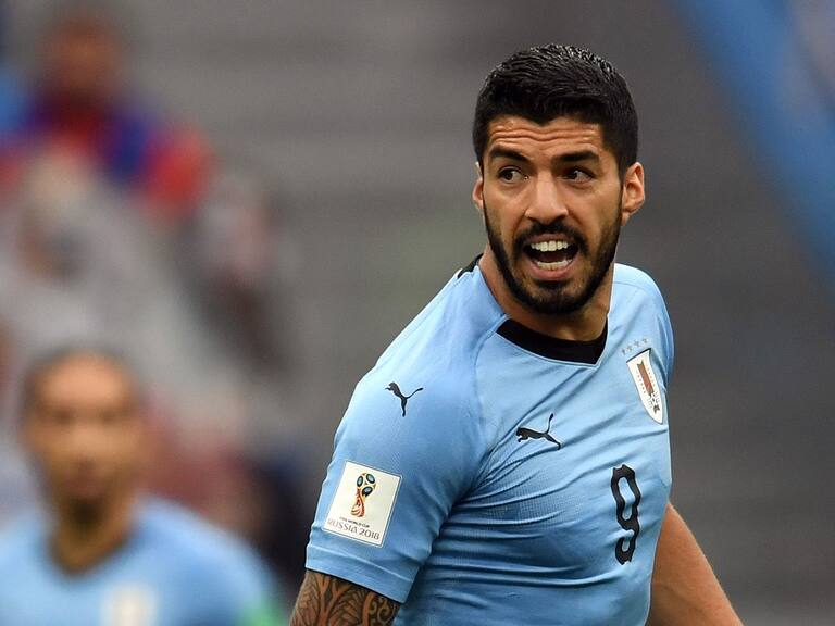 Luis Suárez nuevamente lanzó dardos contra Marcelo Bielsa por dejarlo fuera del partido ante Chile por las Clasificatorias
