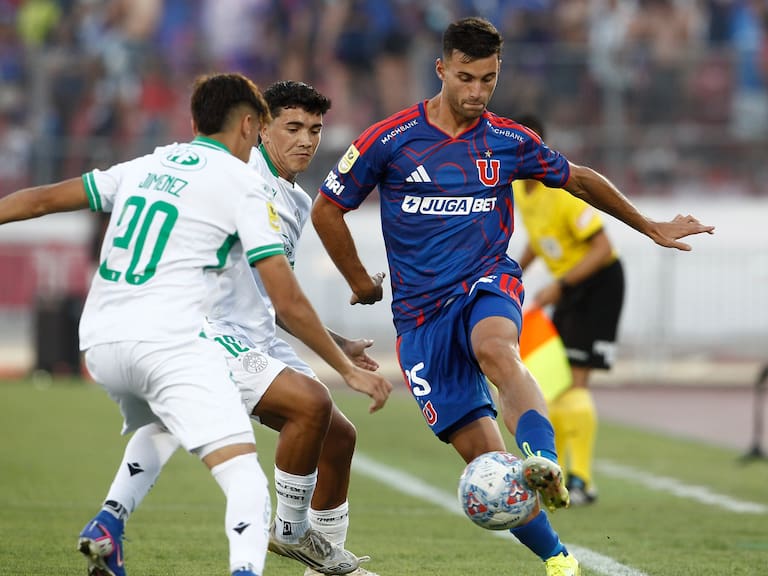 Universidad de Chile y el Audax se ven las caras en el Estadio Nacional