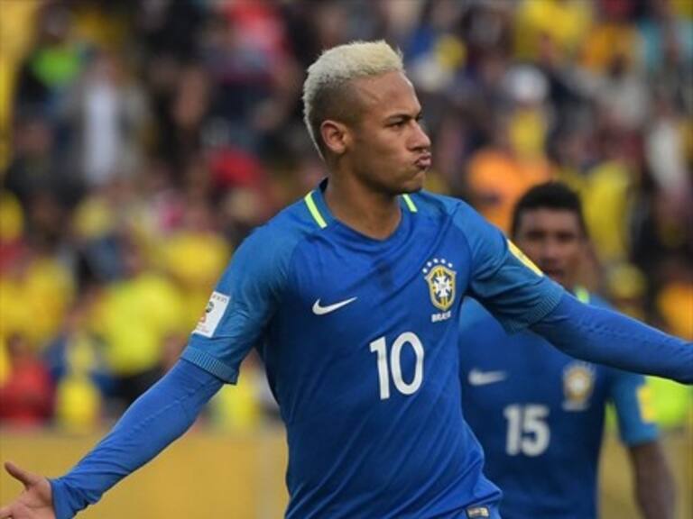 Brasil goleó a Ecuador en los últimos 20 minutos