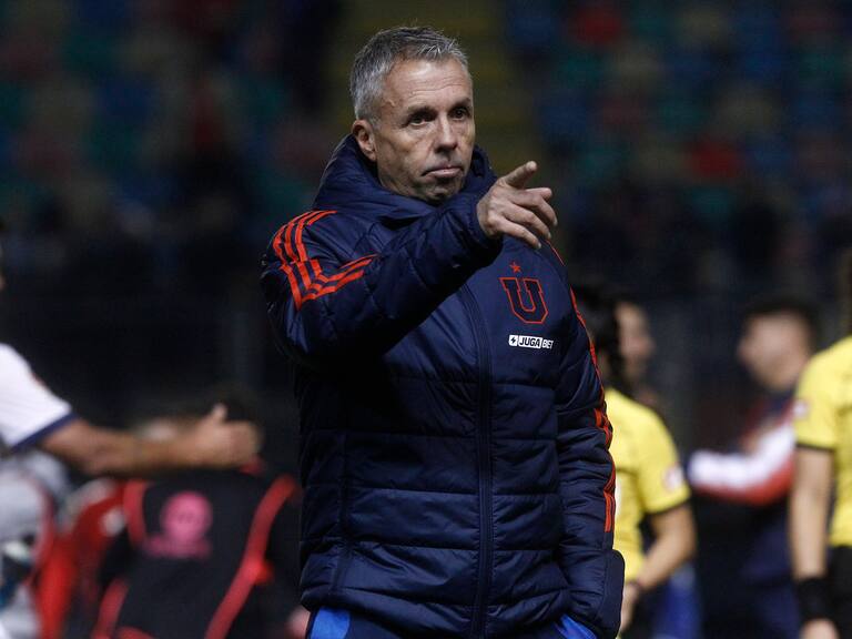 Gustavo Álvarez, entrenador de la Universidad de Chile | Agencia Uno