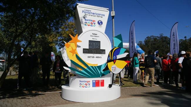 Inauguran reloj para la cuenta regresiva de Santiago 2023 en San Pedro de la Paz: habrá "test event" en abril