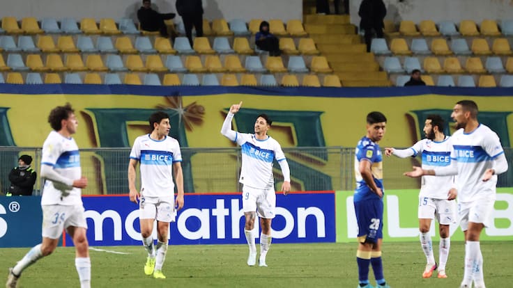 La UC sigue intratable en el fútbol chileno: acumula seis triunfos seguidos