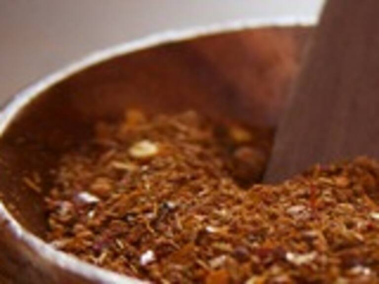 A puro Merkén: Según estudio, la comida picante podría reducir riesgo de muerte