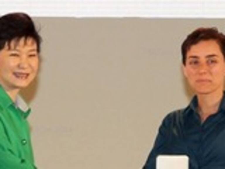 Una mujer ganó el Nobel de Matemáticas por primera vez en la historia