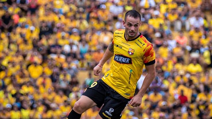Universidad de Chile y Octavio Rivero