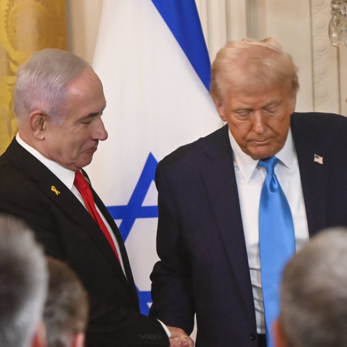 Trump recibe a Netanyahu en la Casa Blanca por Gaza: familiares de rehenes exigen mantenerse “firme” en las negociaciones
