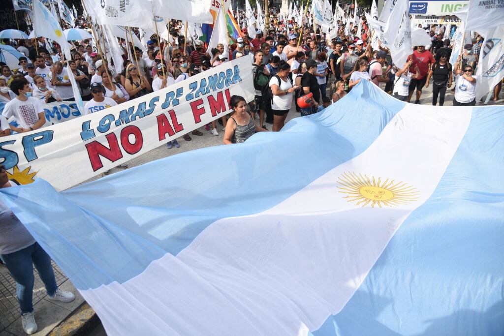 Manifestación en contra del pago al FMI en la ciudad de Buenos Aires
