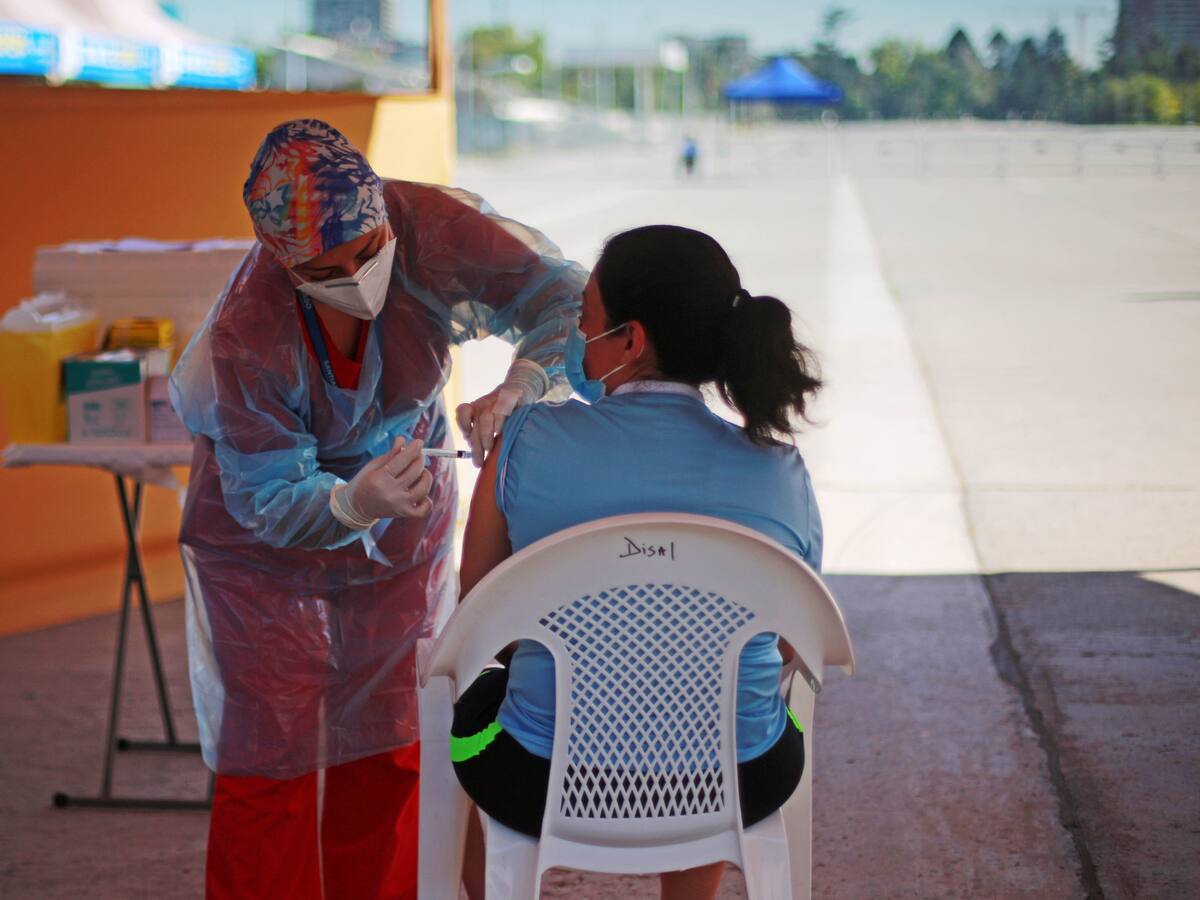 Balance Minsal: más de 22 mil personas han recibido la vacuna contra el Covid-19 este jueves