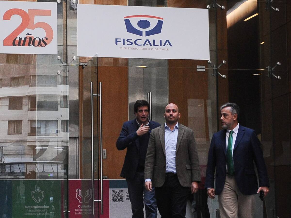 Diputados de RN denuncian “eventual fraude masivo” por viajes de funcionarios al extranjero durante licencias médicas