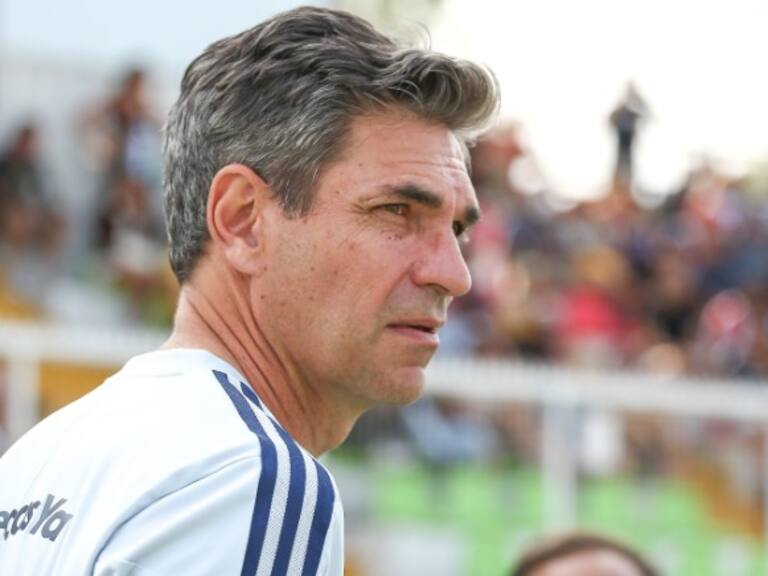 Mauricio Pellegrino analiza la derrota de la U ante Palestino: «No veo al equipo incómodo; nos falta funcionamiento»