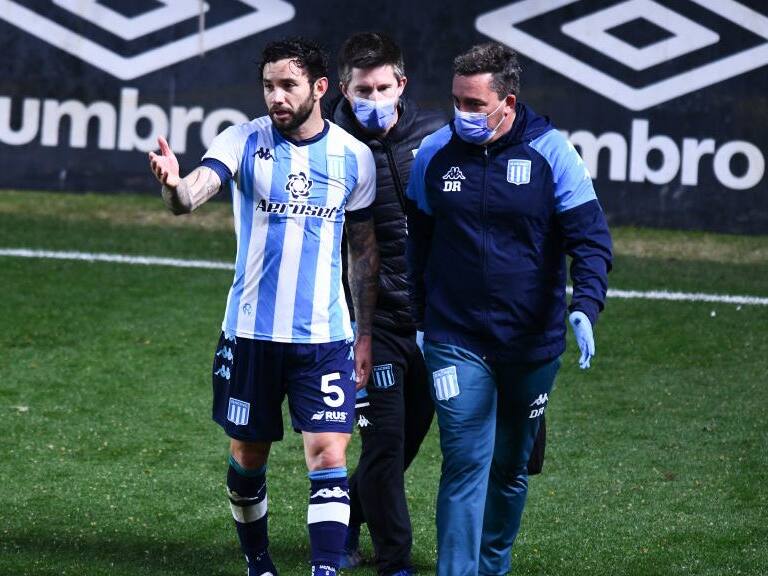 Nuevo golpe de la UC a la U: Eugenio Mena tendría avanzadas conversaciones para fichar por los «cruzados»
