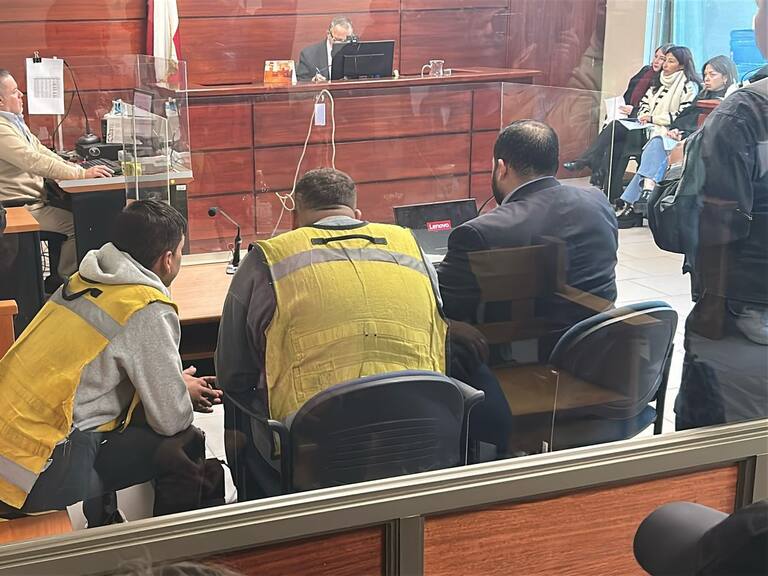 Dejan en prisión preventiva a hermanos por robo de fusiles en campo de entrenamiento de la Armada