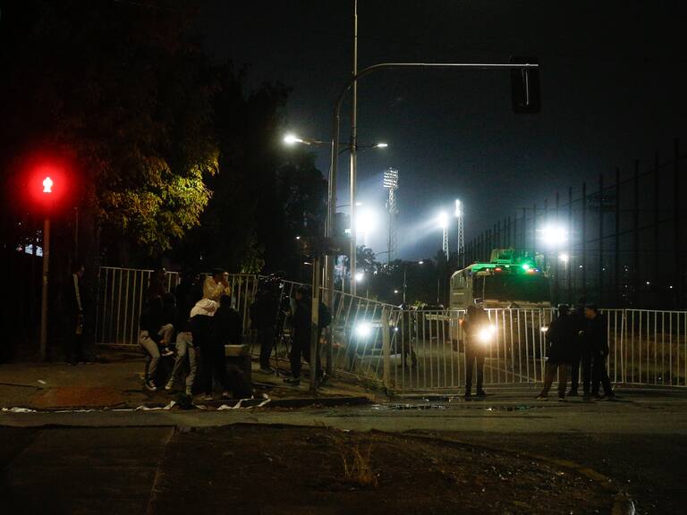 Tragedia en el Estadio Monumental: INDH se querella contra Carabineros y los apunta directamente por la muerte de dos hinchas de Colo Colo