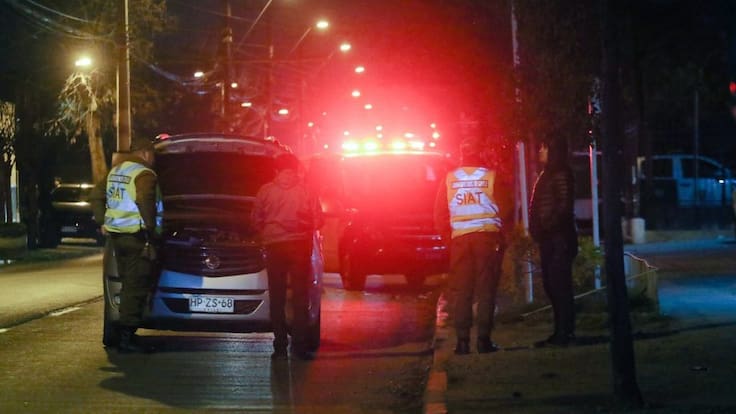 Sujeto muere atropellado al huir de un presunto robo en La Pintana: cruzaba la carretera mientras era perseguido