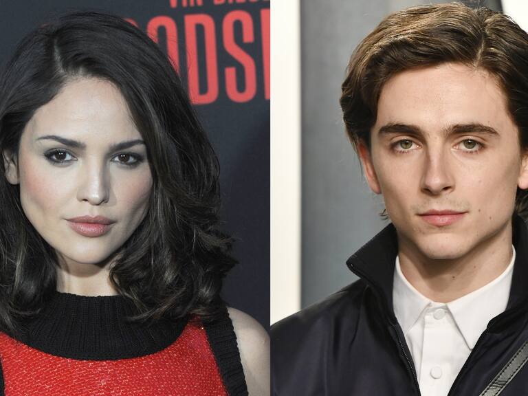 Timothée Chalamet y Eiza González