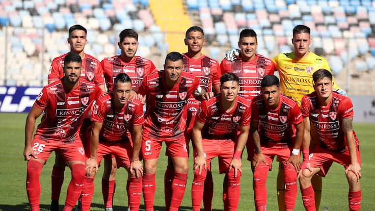 “Hizo un cuadro de hipertensión”: jugador de Deportes Copiapó se desvanece en cancha tras la derrota ante Cobreloa