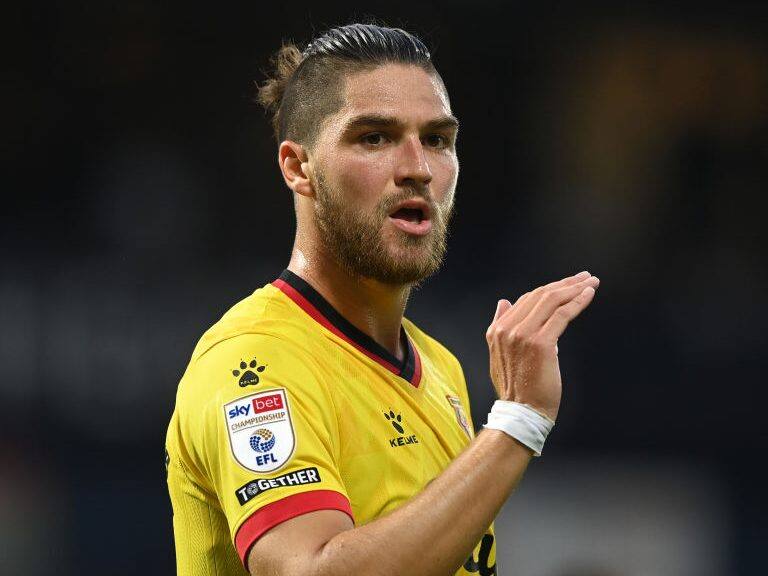 Francisco Sierralta se consolida en la formación titular del Watford