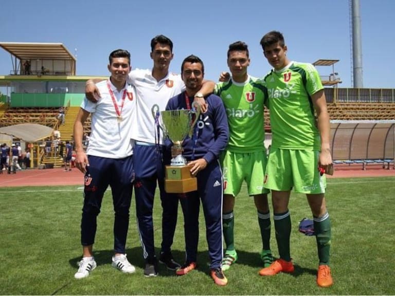 La historia de Cristóbal Campos, el nuevo portero titular de Universidad de Chile