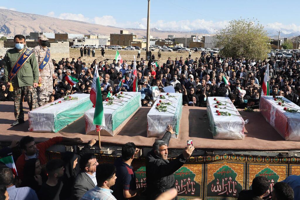 Funeral de víctimas en las protestas en la ciudad de Izeh en Irán