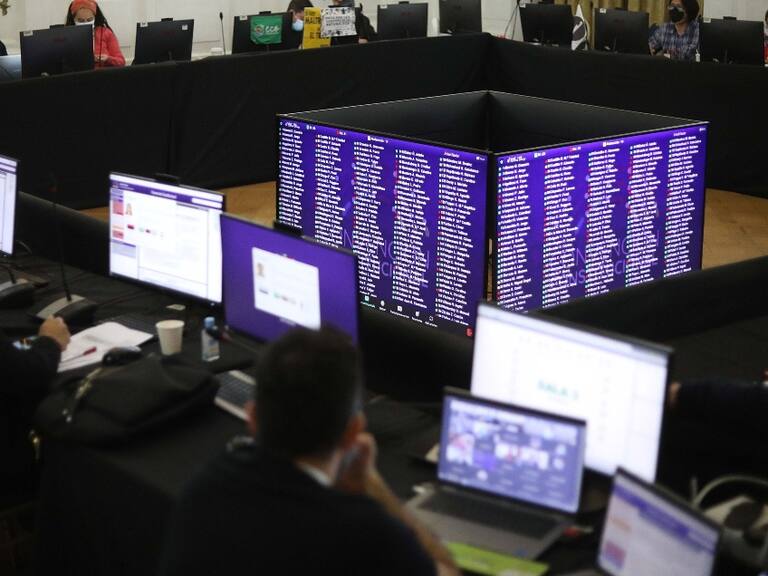 Abogado constitucionalista y artículo que establece un Estado social: «Esto es un modelo distinto a la subsidiariedad»