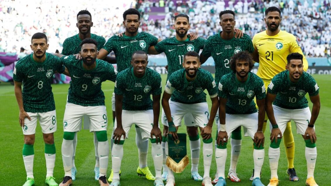 Oncena de Arabia Saudita, que contó solo con jugadores del medio local.