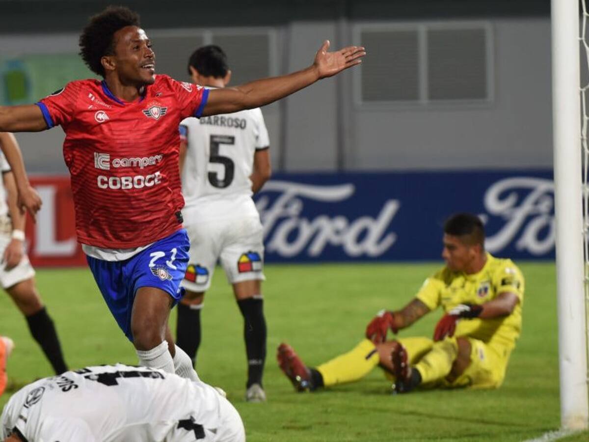 Jorge Wilstermann dejó de entrenar y se fue a paro debido a sueldos impagos
