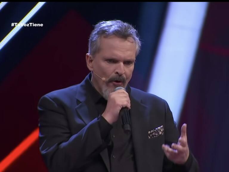 Miguel Bosé tuvo dificultades para cantar "Te Amaré" y su voz preocupa a los fans