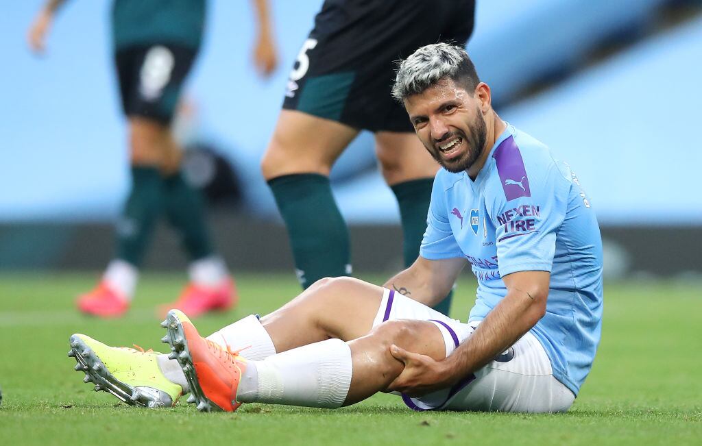 Sergio Agüero se lesiona en la Premier League
