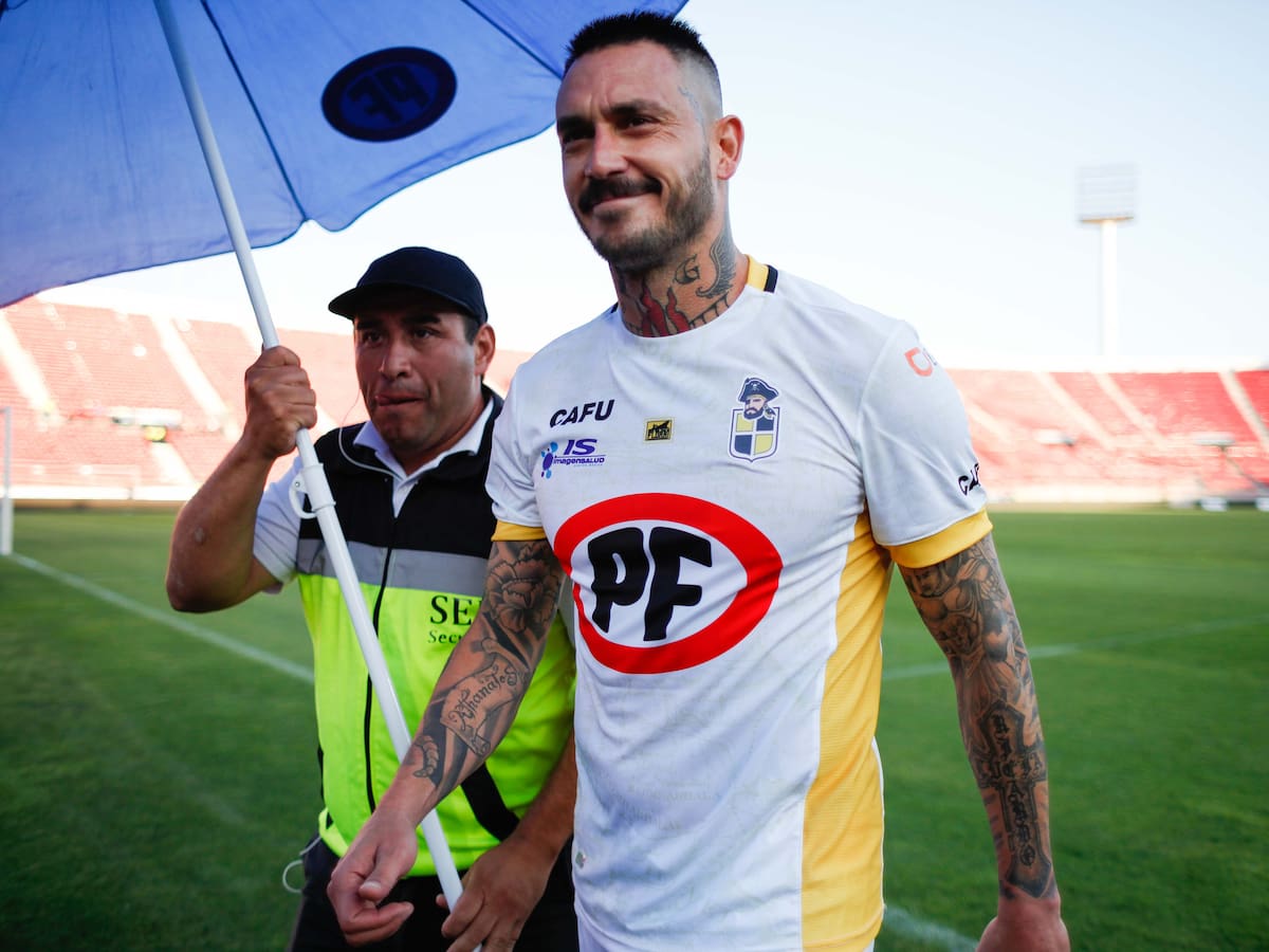 Mauricio Pinilla y la U: Ponen a personas que no están capacitadas para manejar cargos de nivel