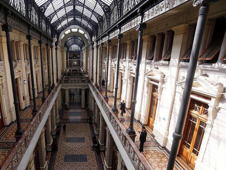 Tribunales de Justicia, temática. Corte Suprema, Corte de Apelaciones