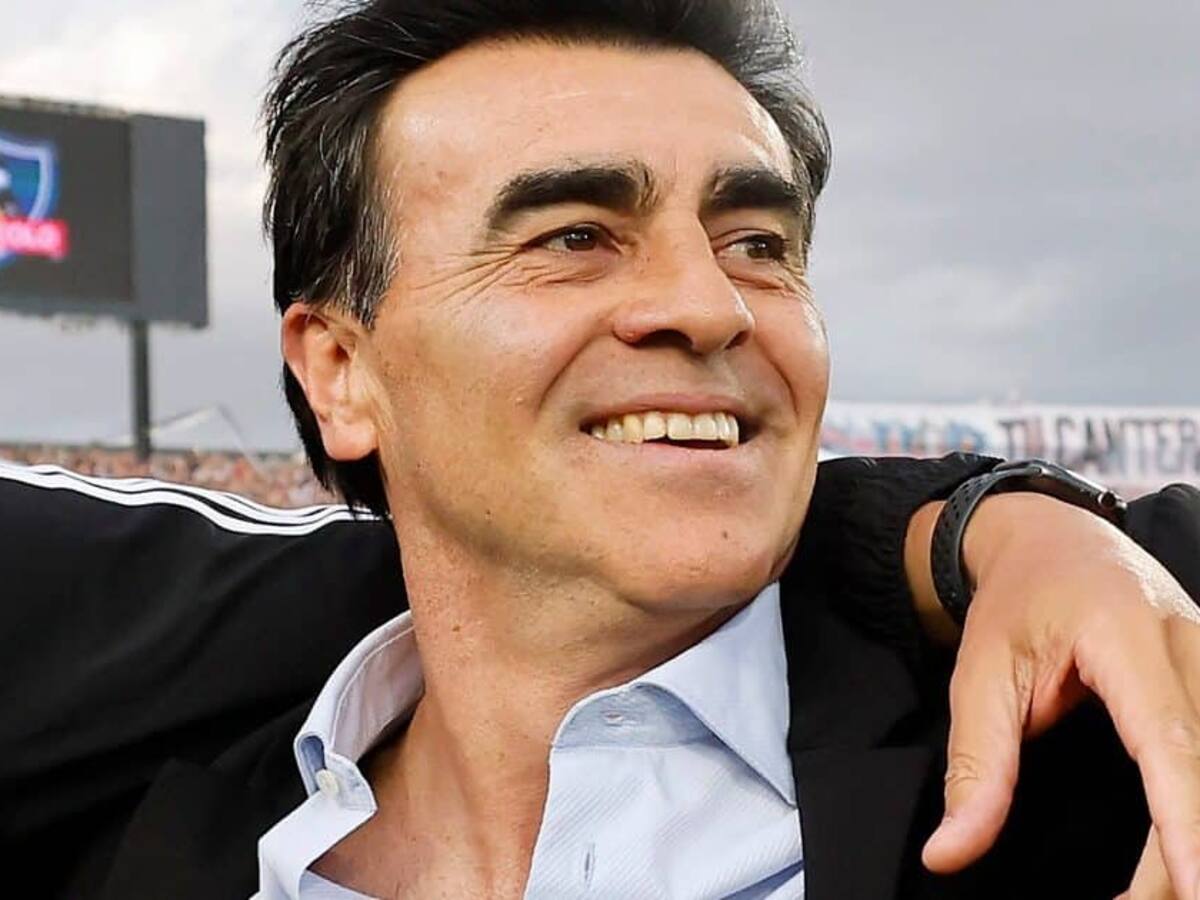 Vélez Sarsfield confirmó a Gustavo Quinteros como su nuevo entrenador para la temporada 2024