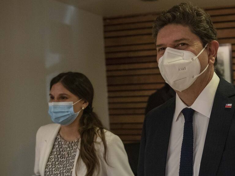 Ministro Cerda y proyecciones macroeconómicas 2022: «Es importante dejarle espacio a la próxima administración para que puedan hacer su programa de gobierno»
